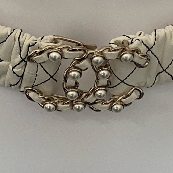 New Chanel Belt - Pearl CC Logo - Size 85 - Picture 4 of 7